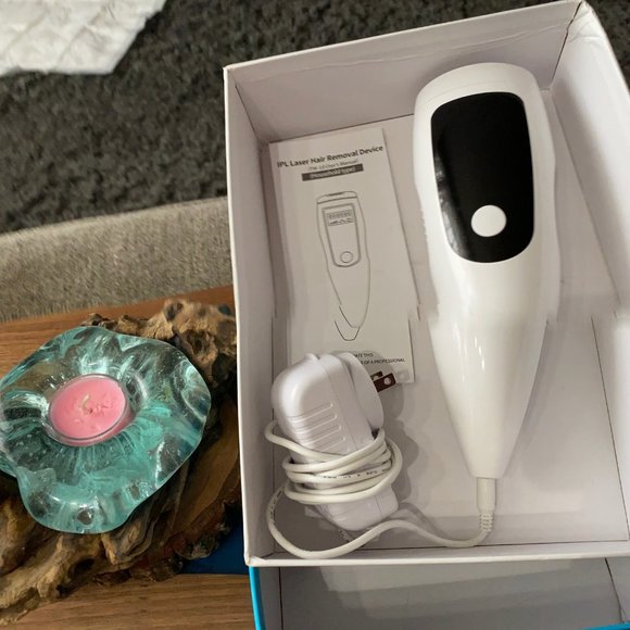 IPL Brand New, Hair removal device :-) For him or her :-) - Picture 2 of 4